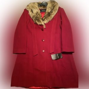 Terry Lewis Classic Luxyries